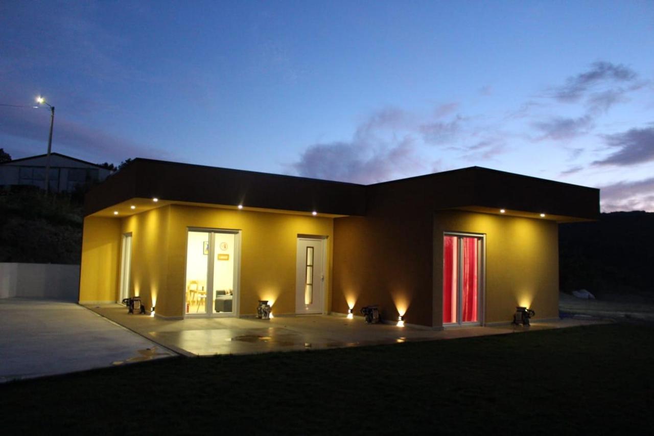 Ferienhaus Dina House *